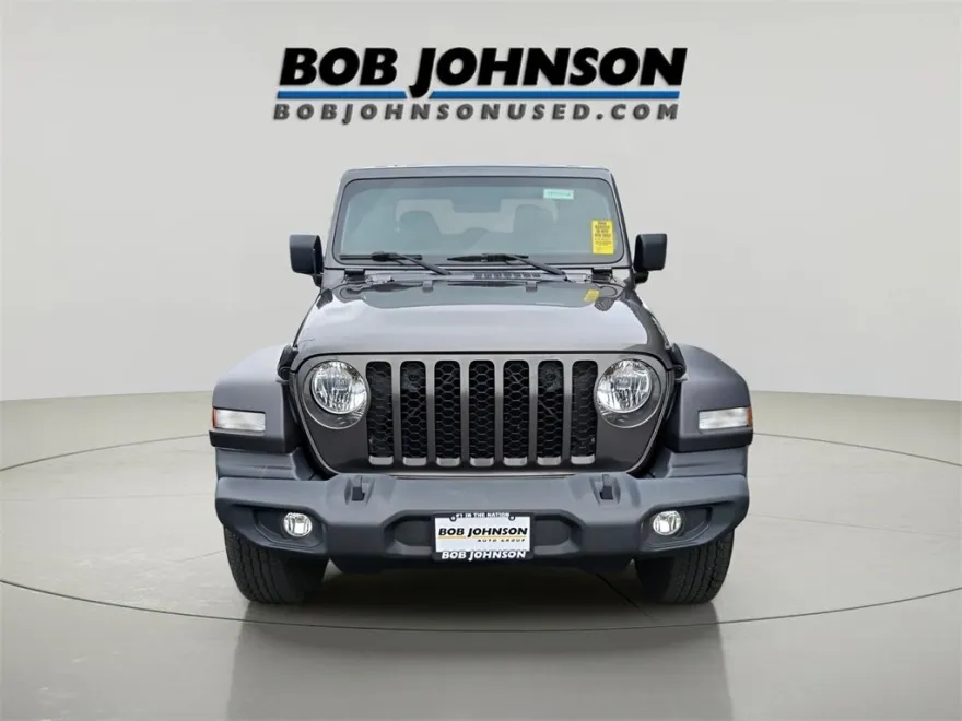 2021 Jeep Gladiator Sport photo 1