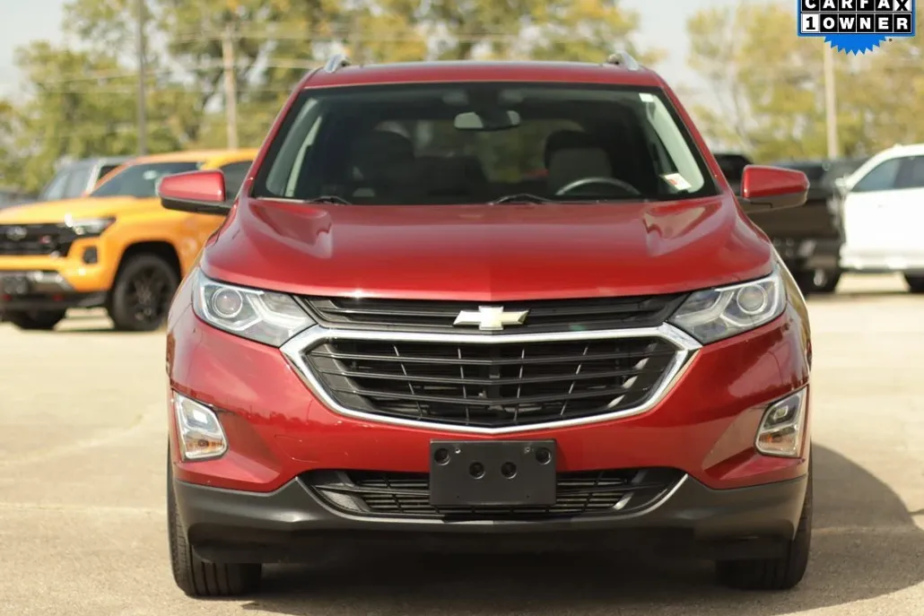 2018 Chevrolet Equinox LT photo 1