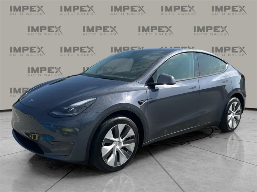 2023 Tesla Model Y Long Range photo 1