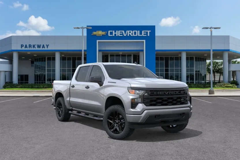 2026 Chevrolet Silverado 1500 Custom photo 1