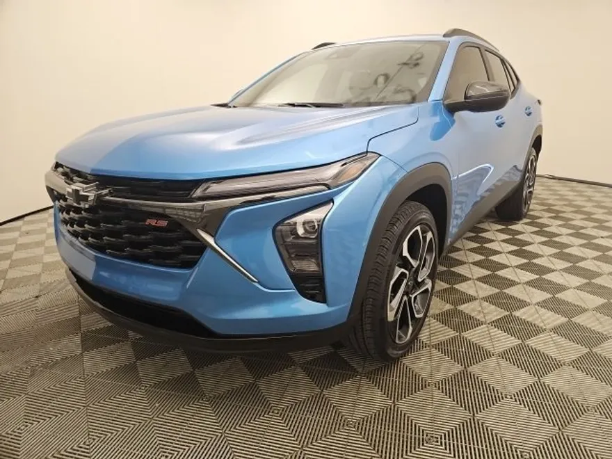 2025 Chevrolet Trax photo 1