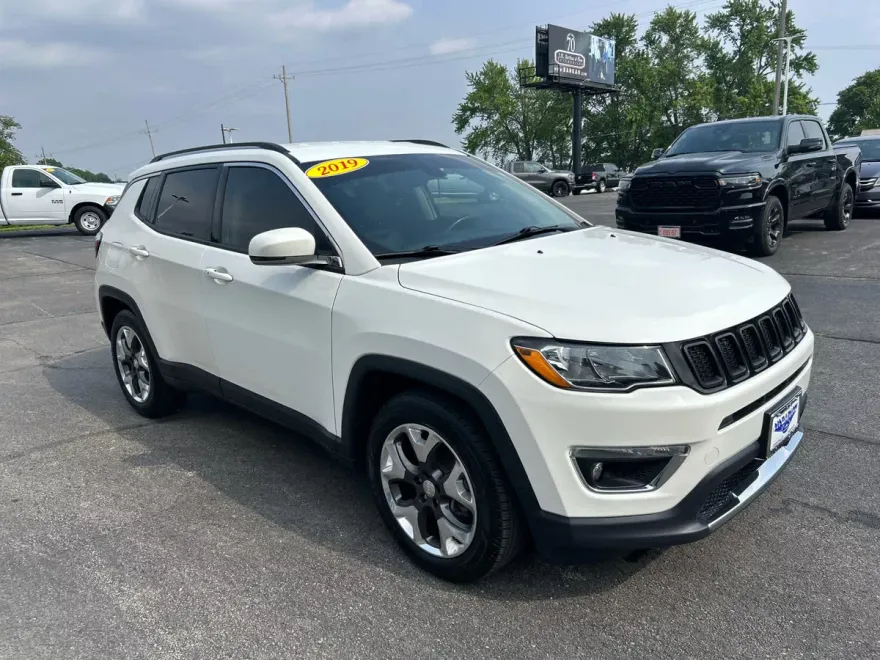 2019 Jeep Compass Limited photo 1