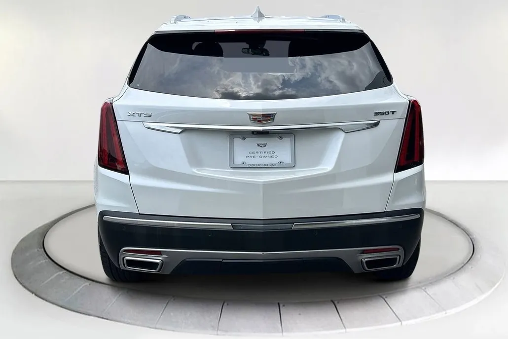 2024 Cadillac XT5 Premium Luxury photo 1