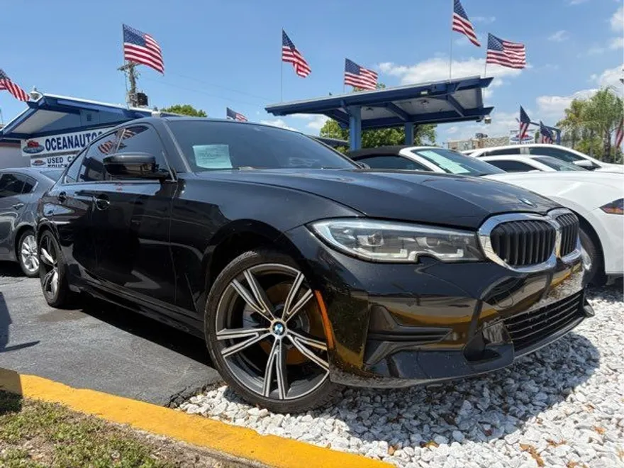 2022 Bmw 330i photo 1