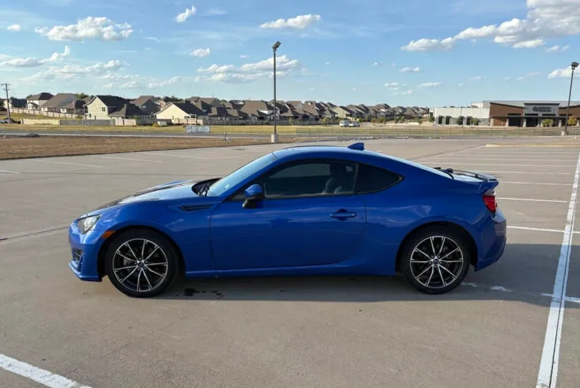 2019 Subaru BRZ Limited photo 1