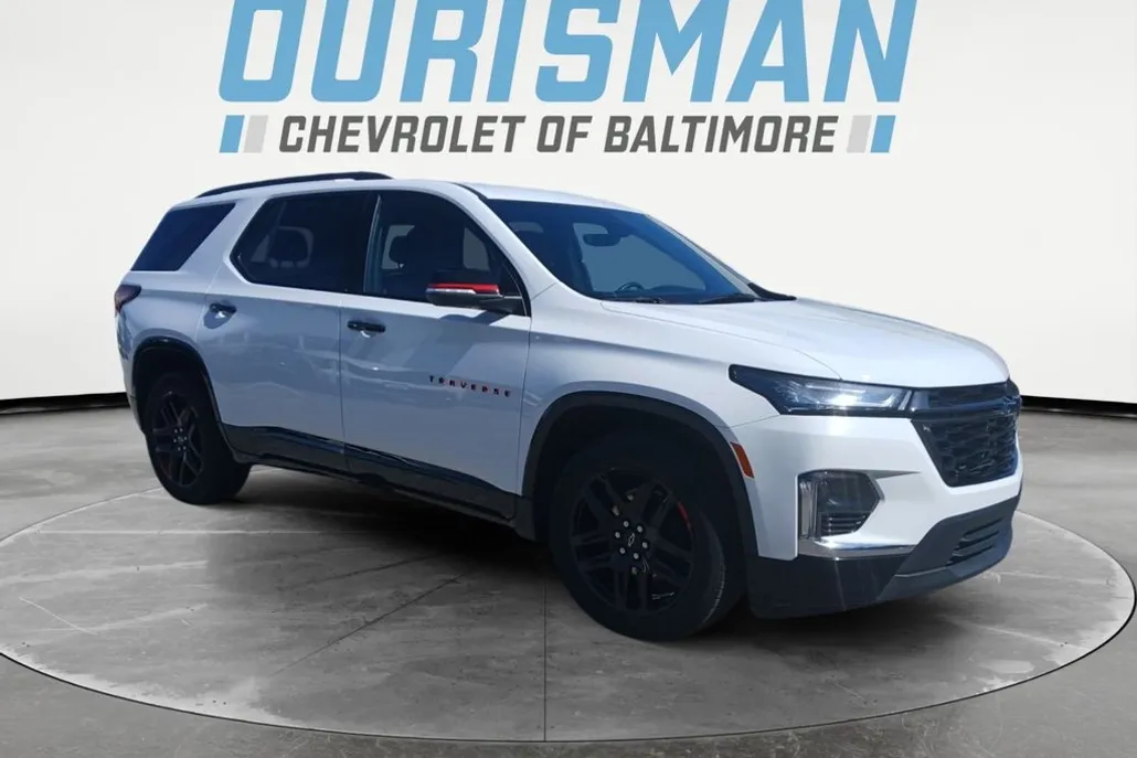 2022 Chevrolet Traverse Premier photo 1