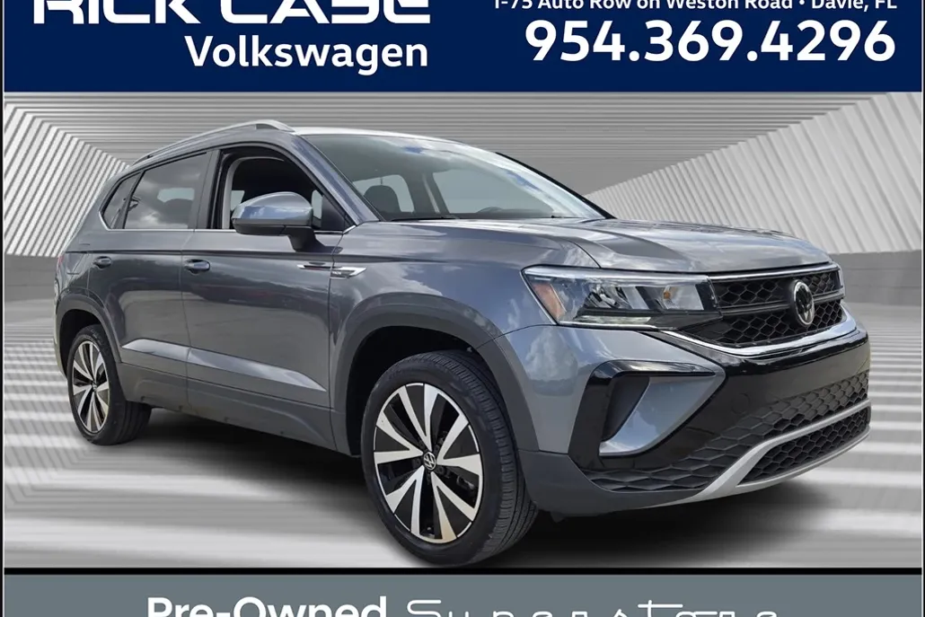 2023 Volkswagen Taos SE photo 1