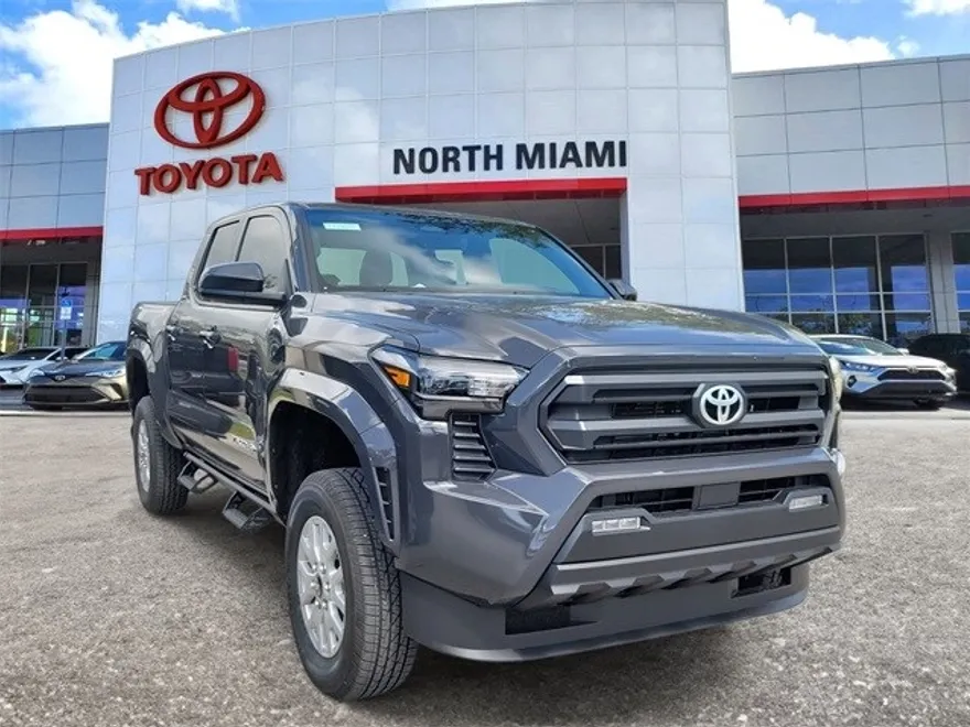 2025 Toyota Tacoma SR5 photo 1