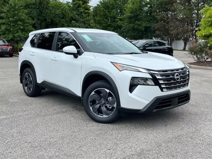 2026 Nissan Rogue SV photo 1