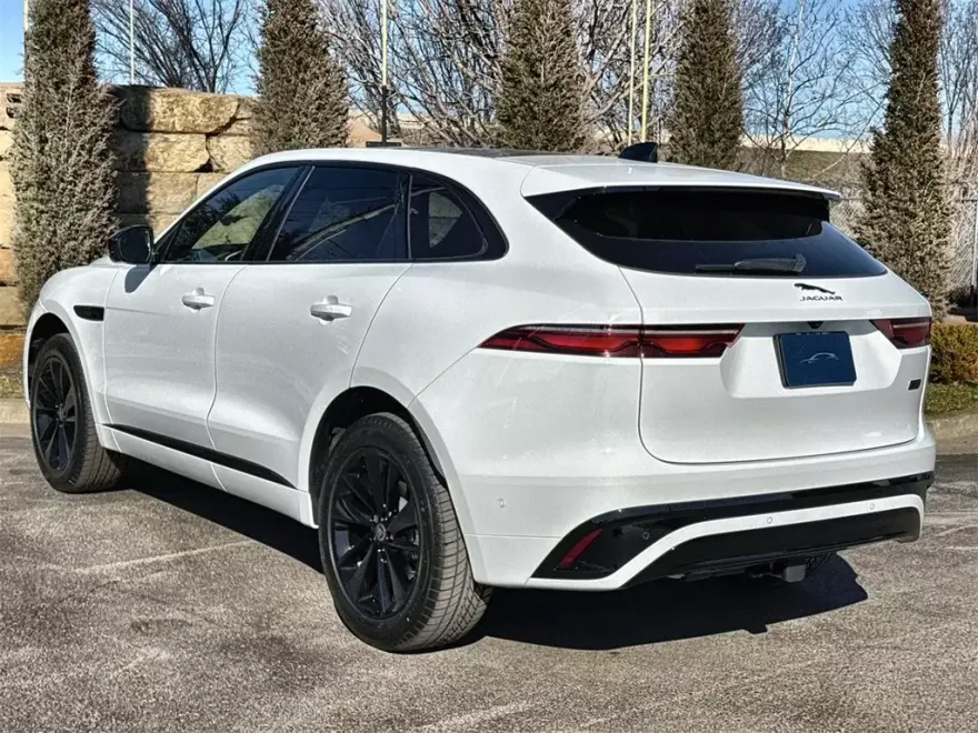 2026 Jaguar F-PACE P250 R-Dynamic S photo 1
