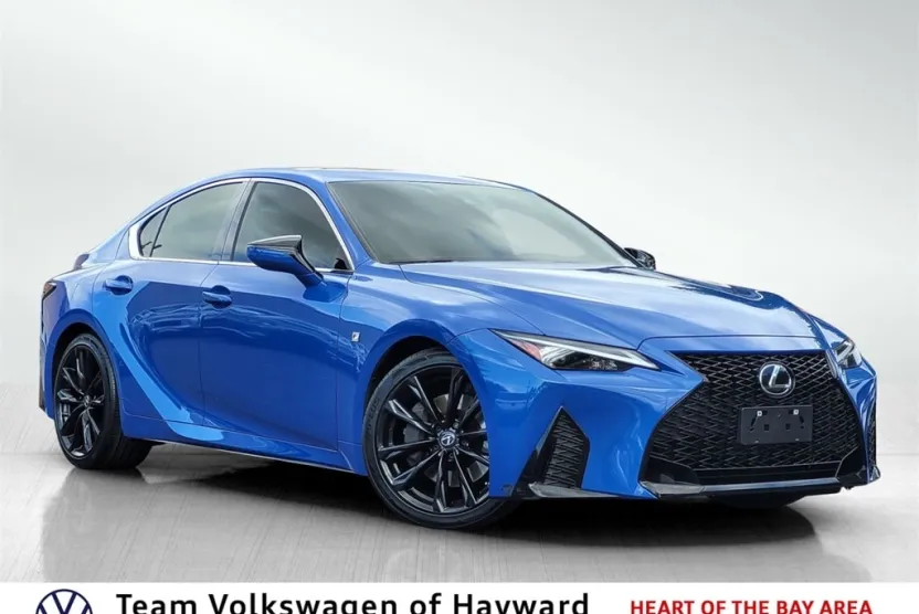 2022 Lexus IS 350 F SPORT photo 1