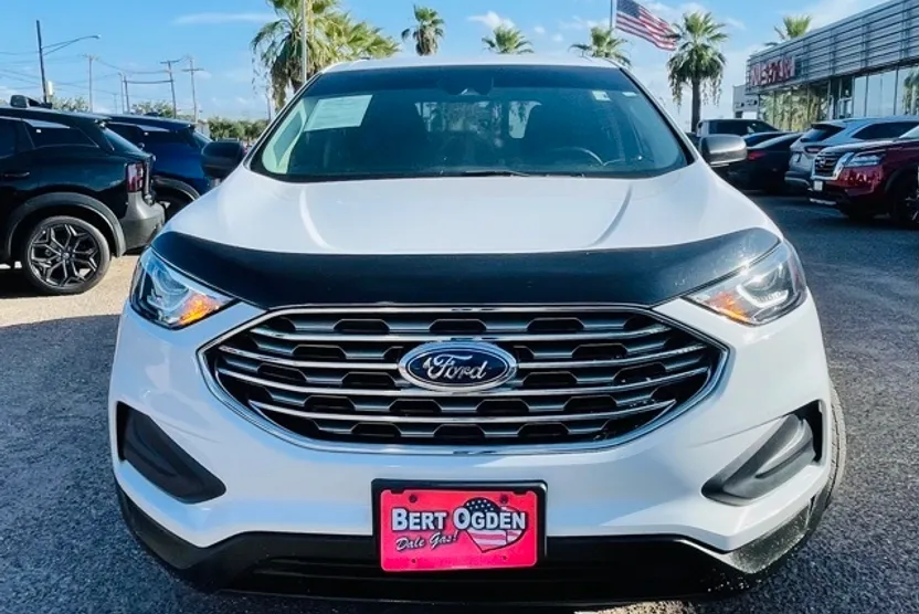 2020 Ford Edge SE photo 1