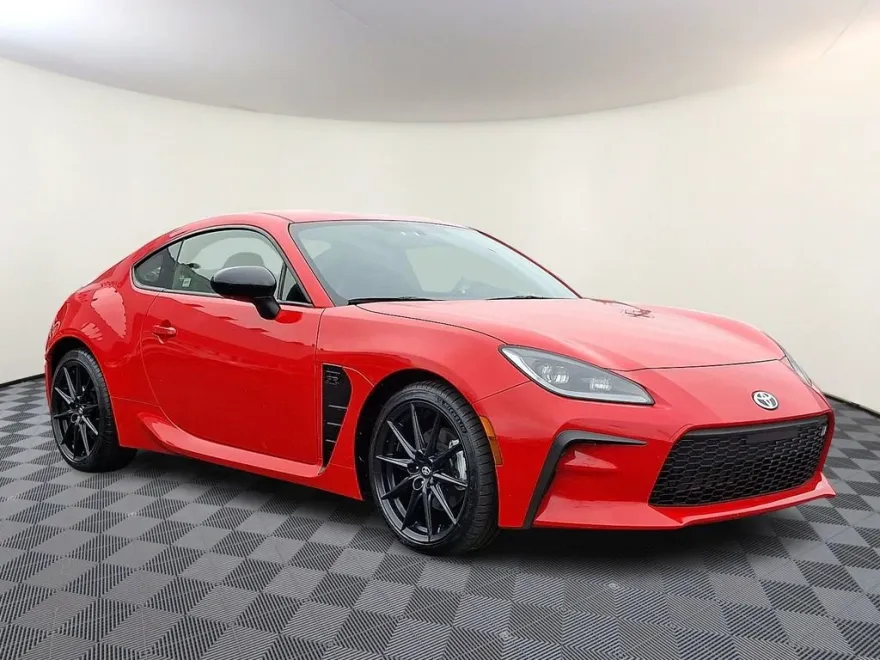 2023 Toyota GR86 Premium photo 1