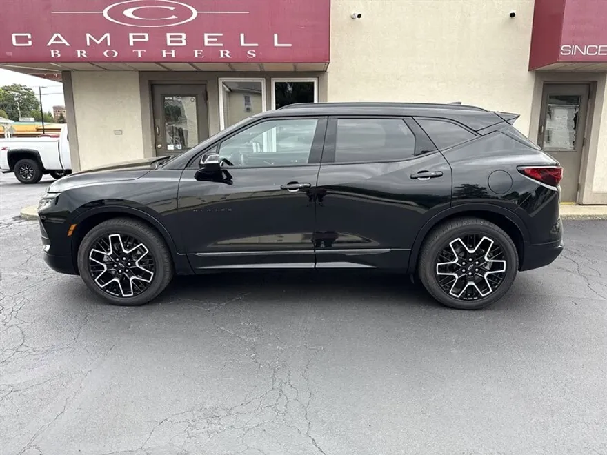 2023 Chevrolet Blazer RS photo 1