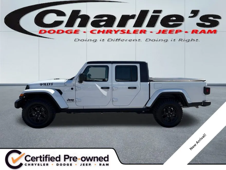 2021 Jeep Gladiator Willys photo 1