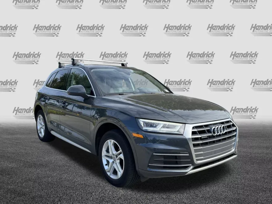 2018 Audi Q5 Premium Plus photo 1