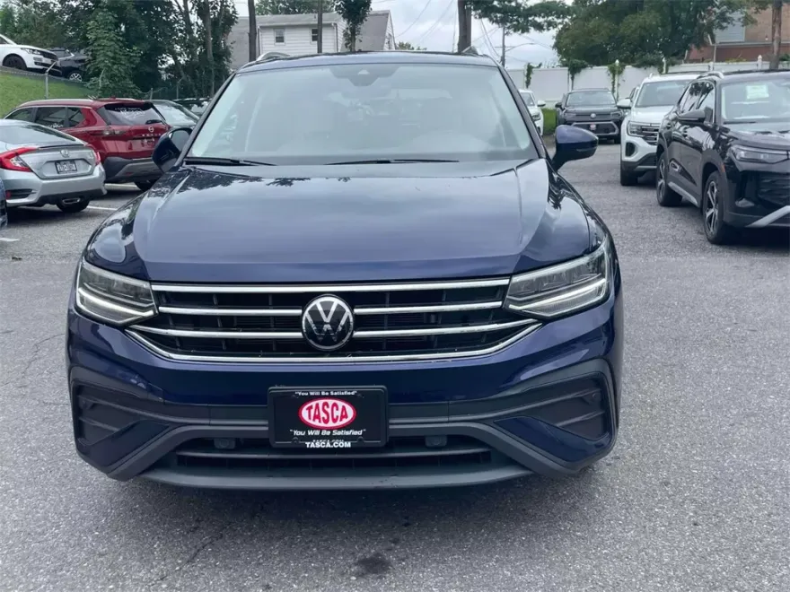 2024 Volkswagen Tiguan SE Wolfsburg Edition photo 1