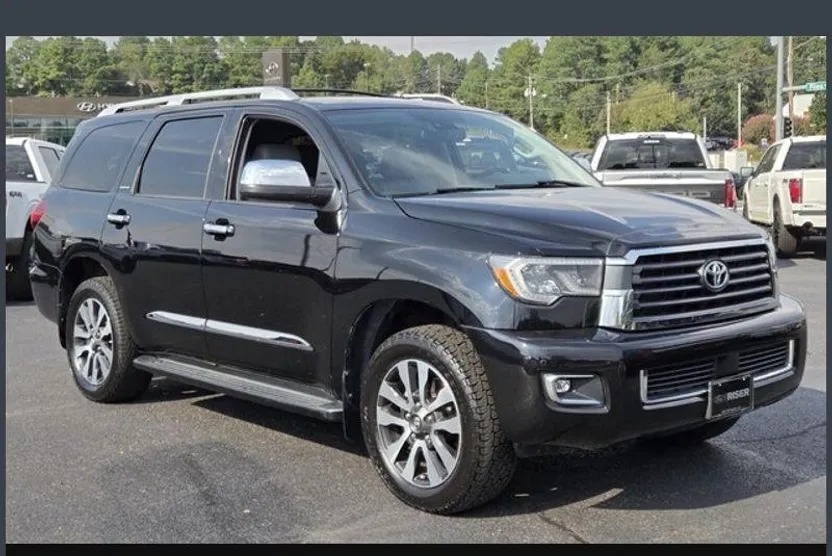 2022 Toyota Sequoia Limited photo 1