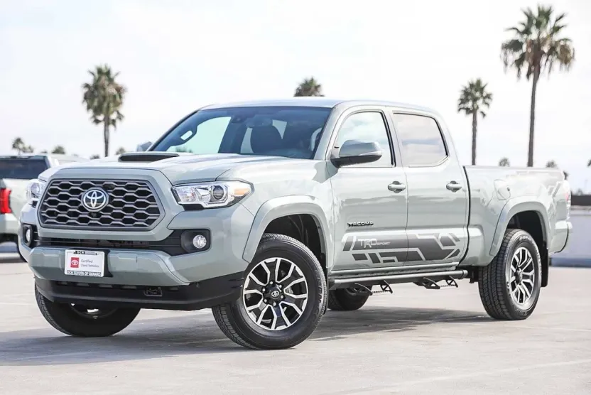 2023 Toyota Tacoma TRD Sport V6 photo 1