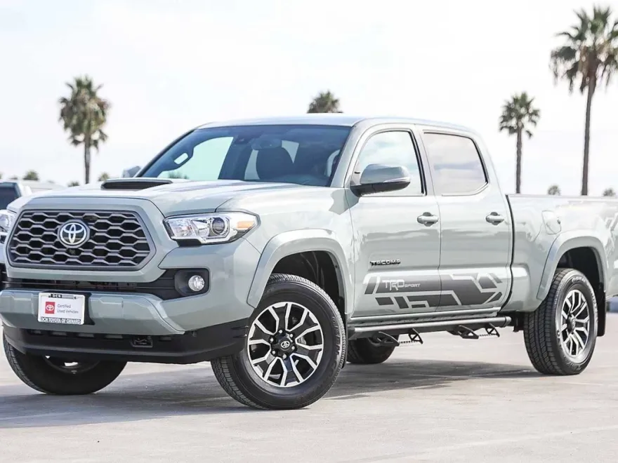 2023 Toyota Tacoma TRD Sport V6 photo 1