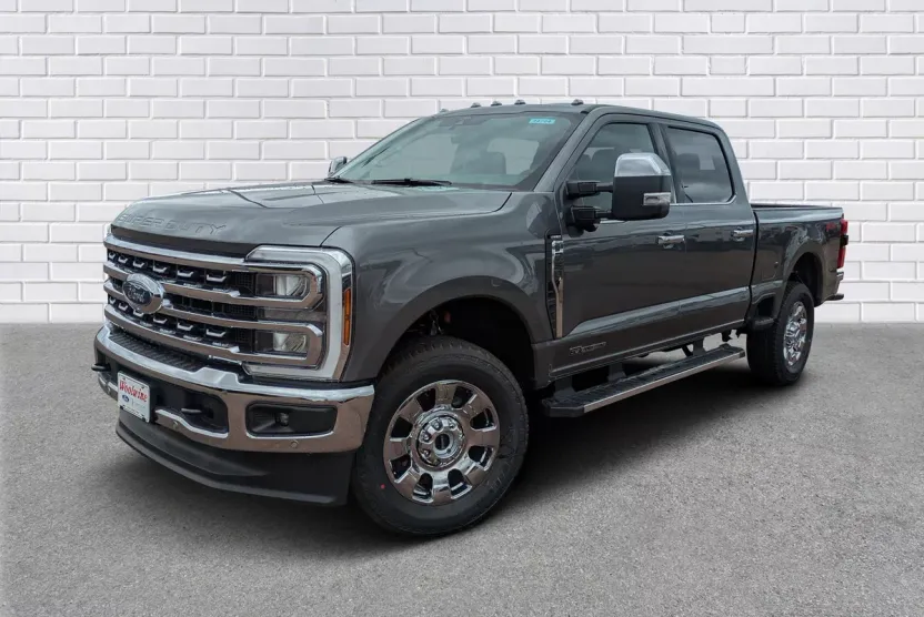 2026 Ford F-250 Lariat photo 1
