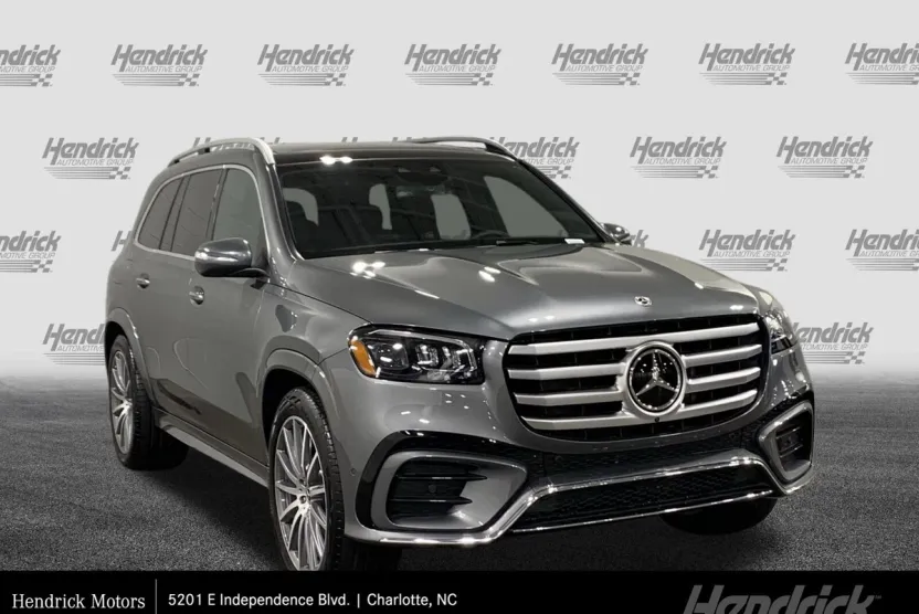2025 Mercedes Benz GLS 450 4MATIC photo 1