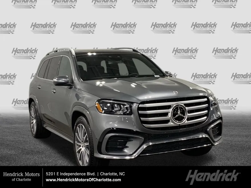 2025 Mercedes Benz GLS 450 4MATIC photo 1