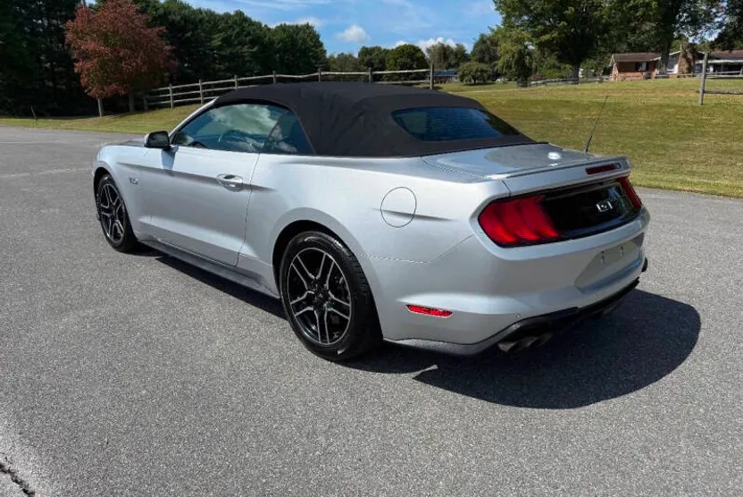 2019 Ford Mustang GT Premium photo 1