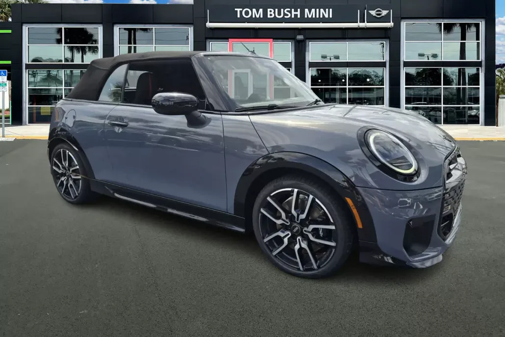 2026 Mini Cooper S Iconic photo 1