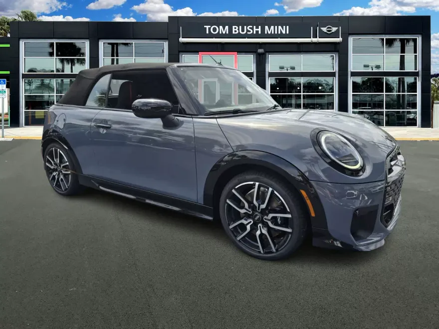 2026 Mini Cooper S Iconic photo 1