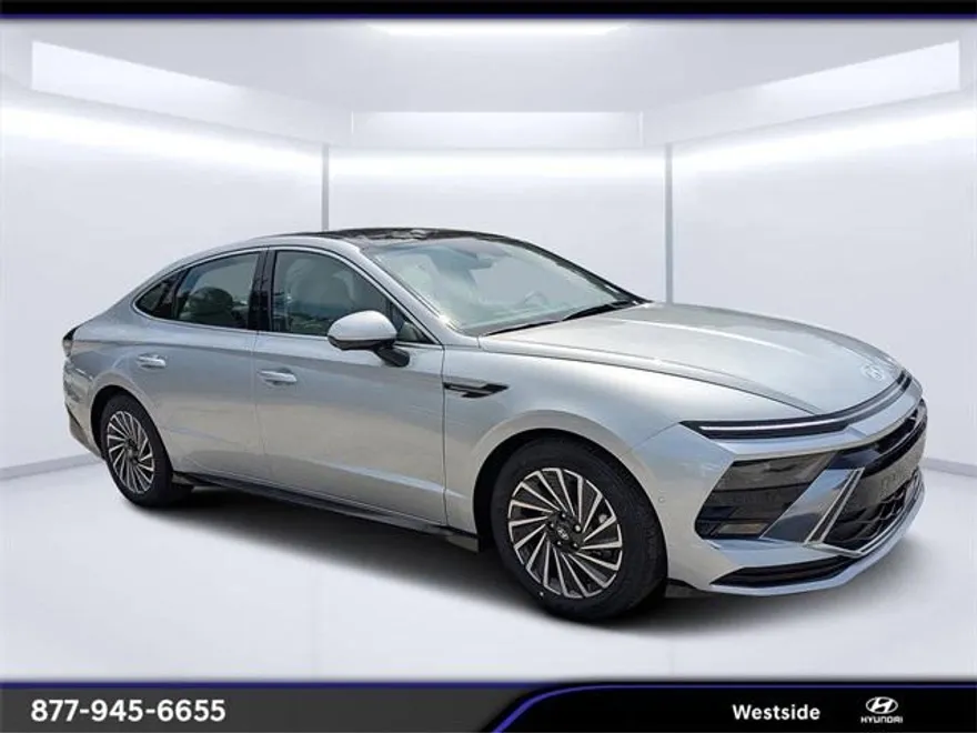 2025 Hyundai Sonata Hybrid Limited photo 1