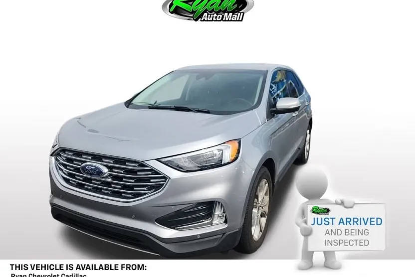 2024 Ford Edge Titanium photo 1