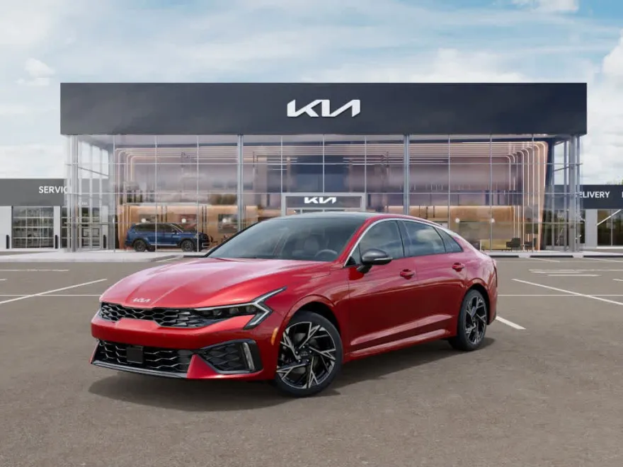 2025 Kia K5 GT-Line photo 1