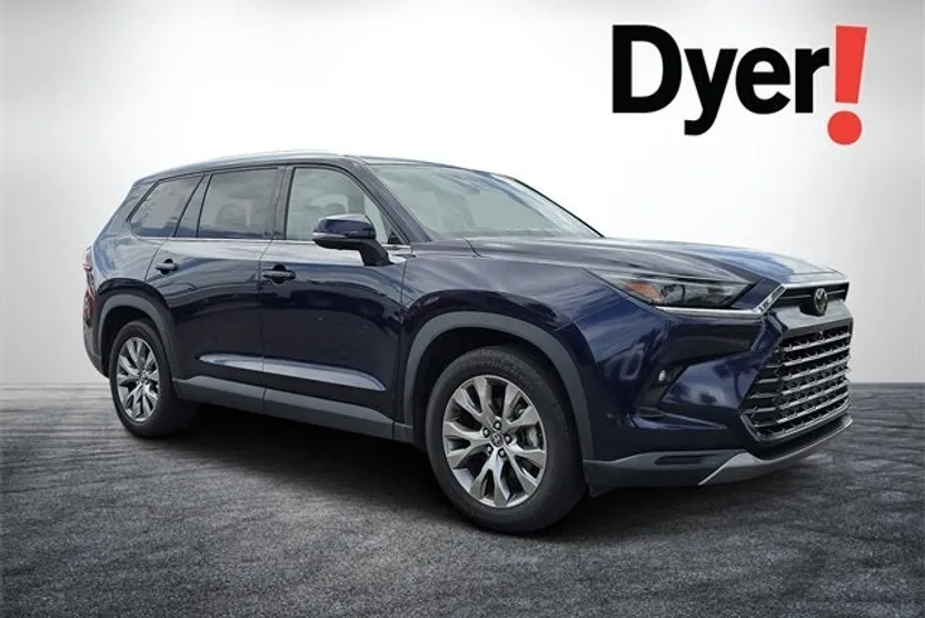 2024 Toyota Highlander Hybrid Base photo 1