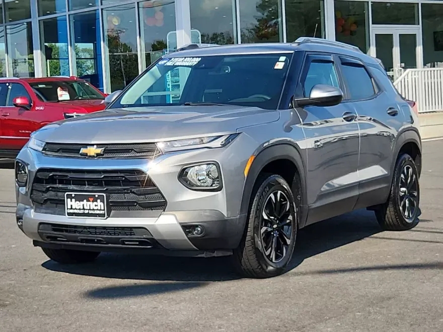 2023 Chevrolet Trailblazer LT photo 1