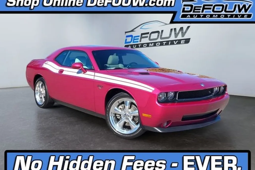 2010 Dodge Challenger R/T Classic photo 1