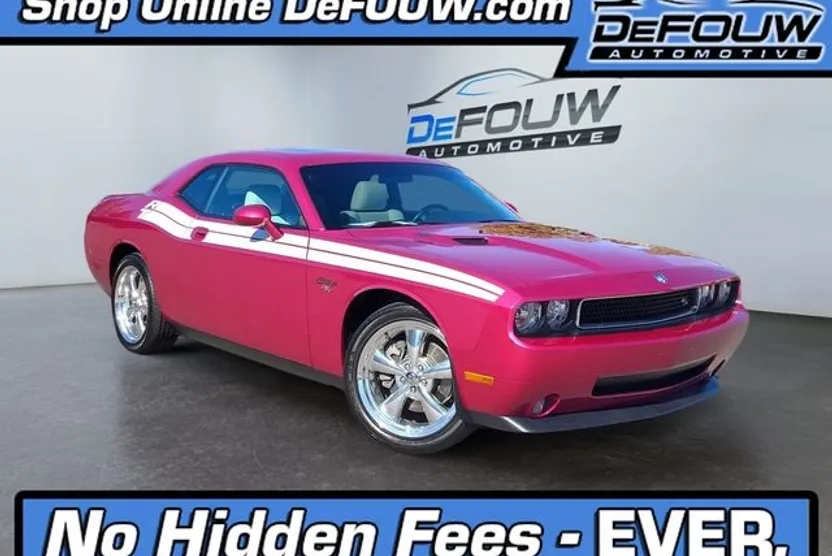 2010 Dodge Challenger R/T Classic photo 1