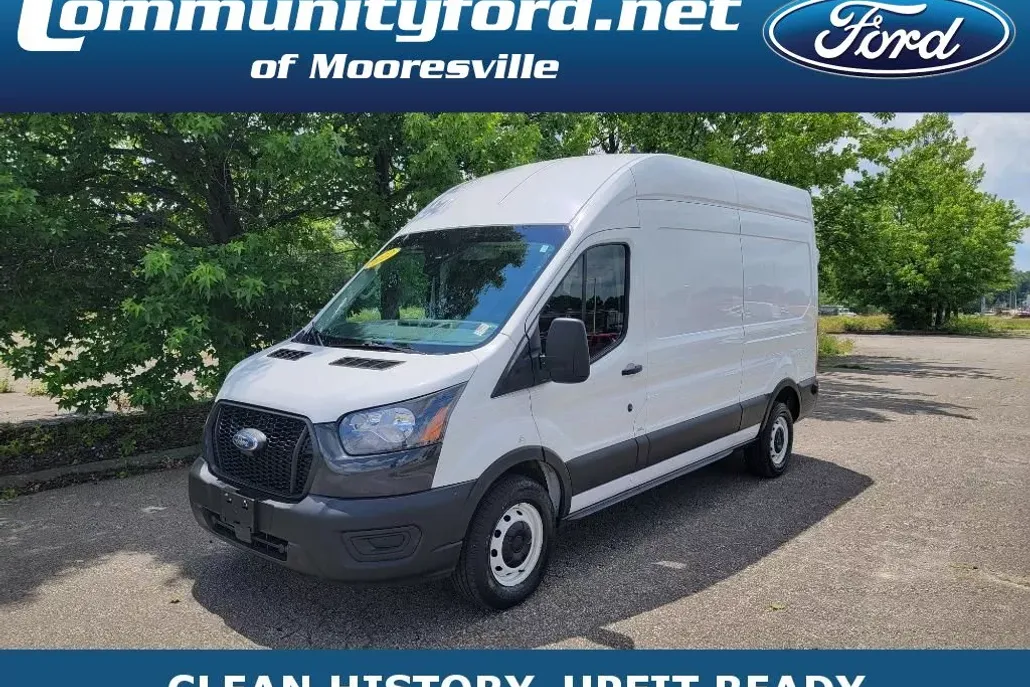 2022 Ford Transit photo 1