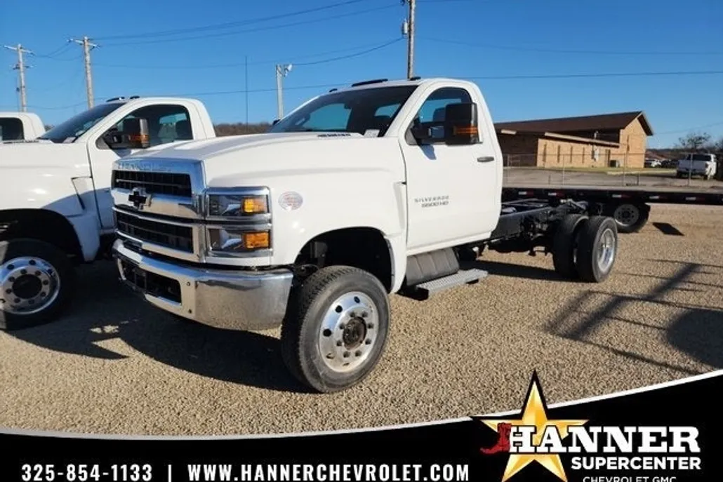 2024 Chevrolet Silverado 5500HD Work Truck photo 1