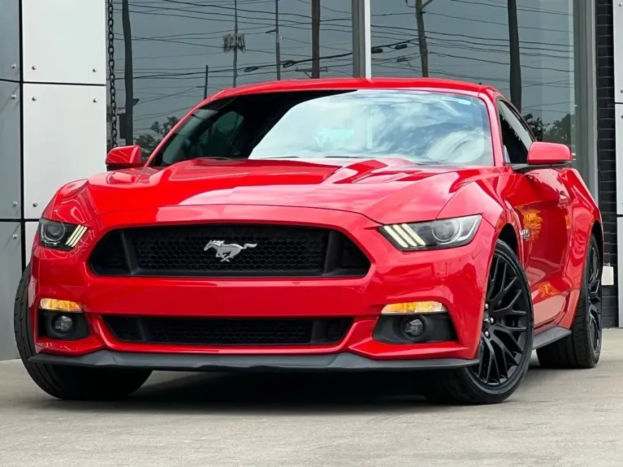 2017 Ford Mustang GT Premium photo 1