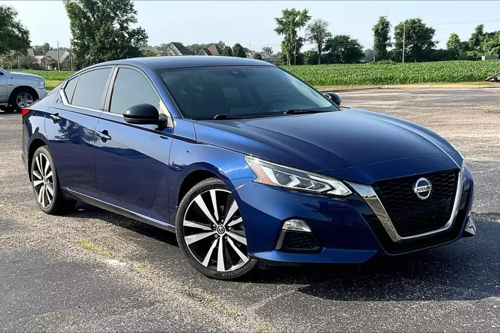 2021 Nissan Altima 2.5 SR photo 1