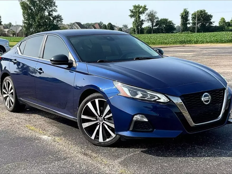 2021 Nissan Altima 2.5 SR photo 1