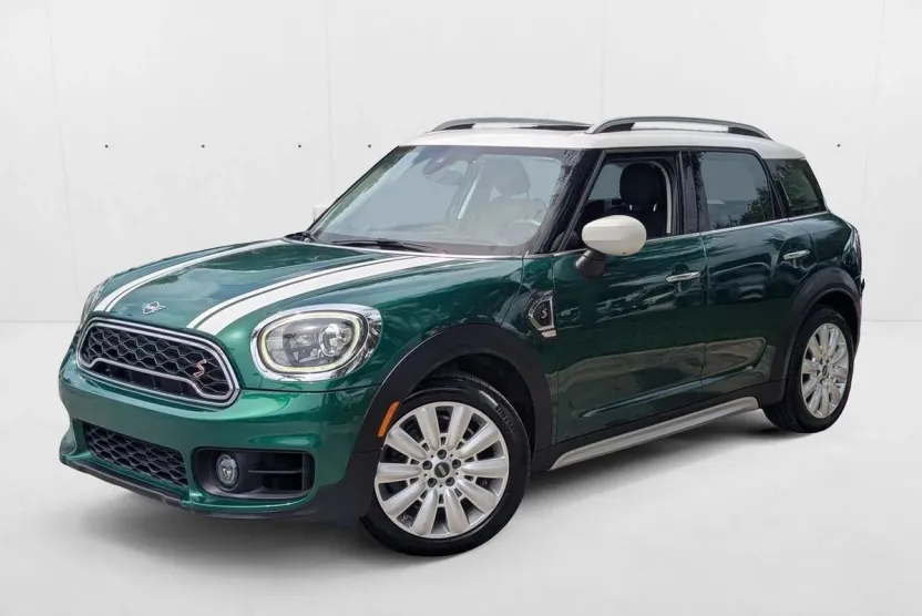 2020 Mini Countryman S photo 1