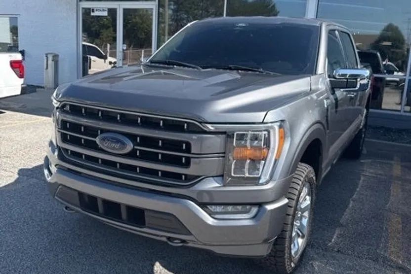 2022 Ford F-150 Lariat photo 1