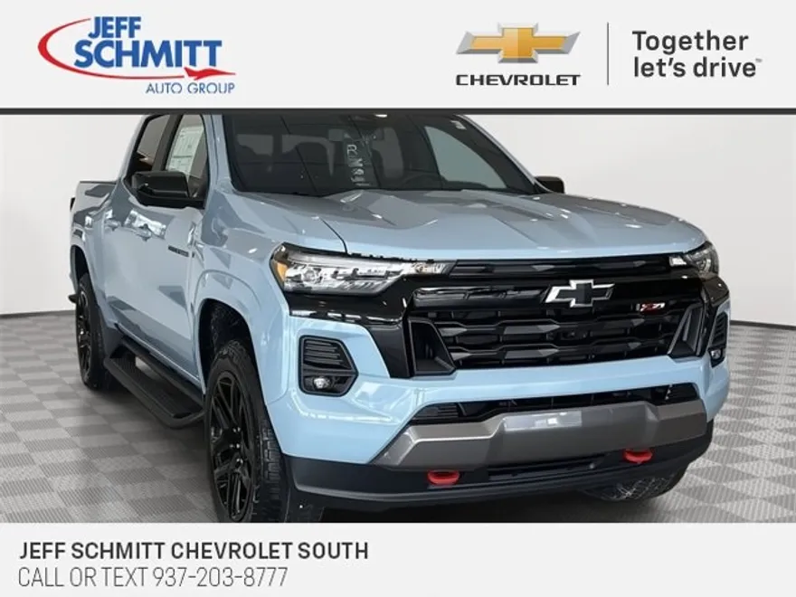 2025 Chevrolet Colorado Z71 photo 1