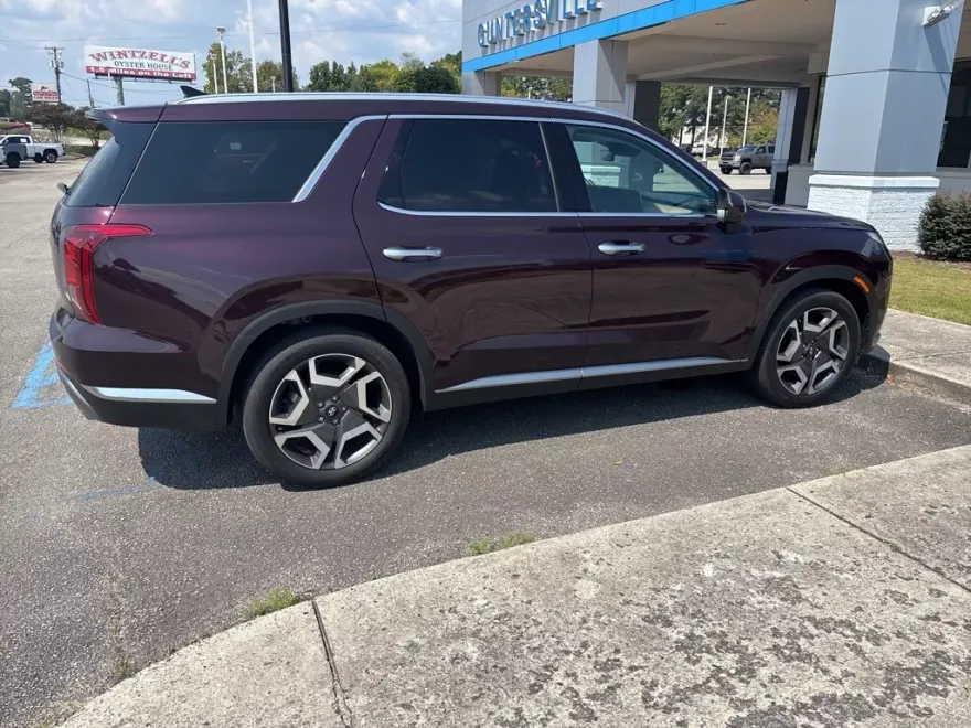 2024 Hyundai Palisade Limited photo 1