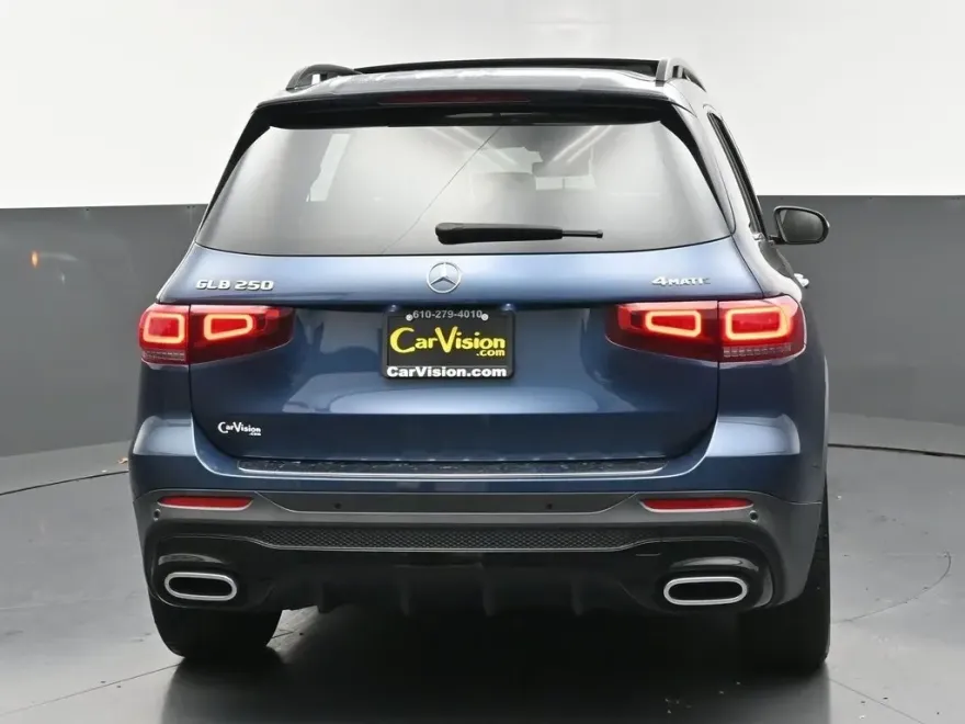 2022 Mercedes Benz GLB 250 4MATIC photo 1