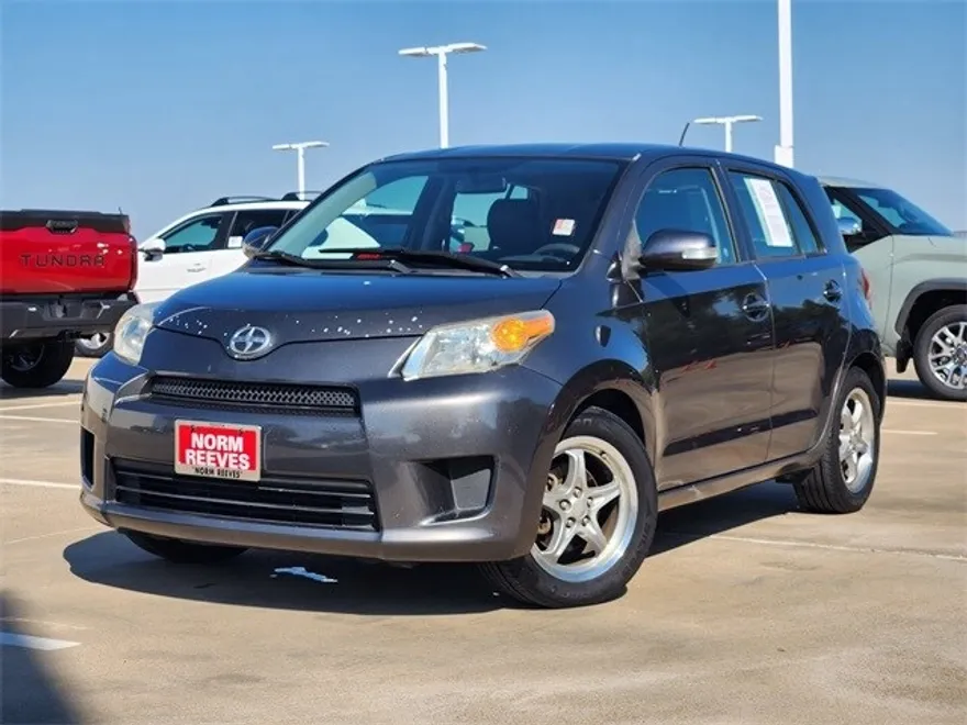 2010 Scion xD Base photo 1