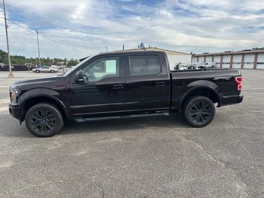 2019 Ford F-150 XLT photo 1