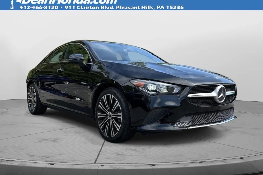 2023 Mercedes Benz CLA 250 4MATIC photo 1